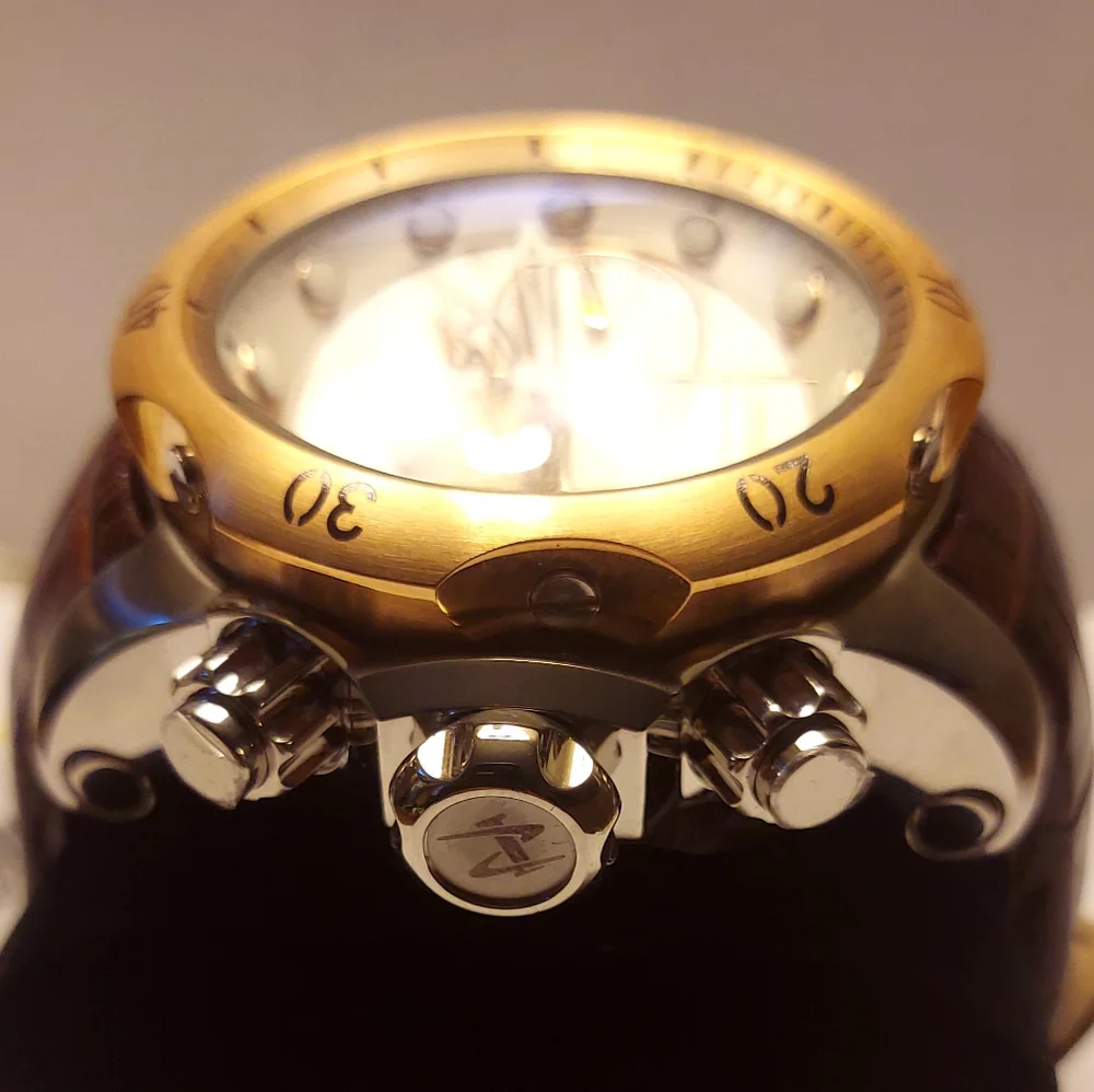 New invicta venom elegance swiss chronograph